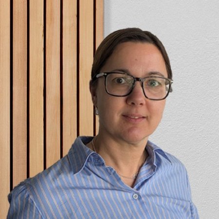 Cornelia Loos